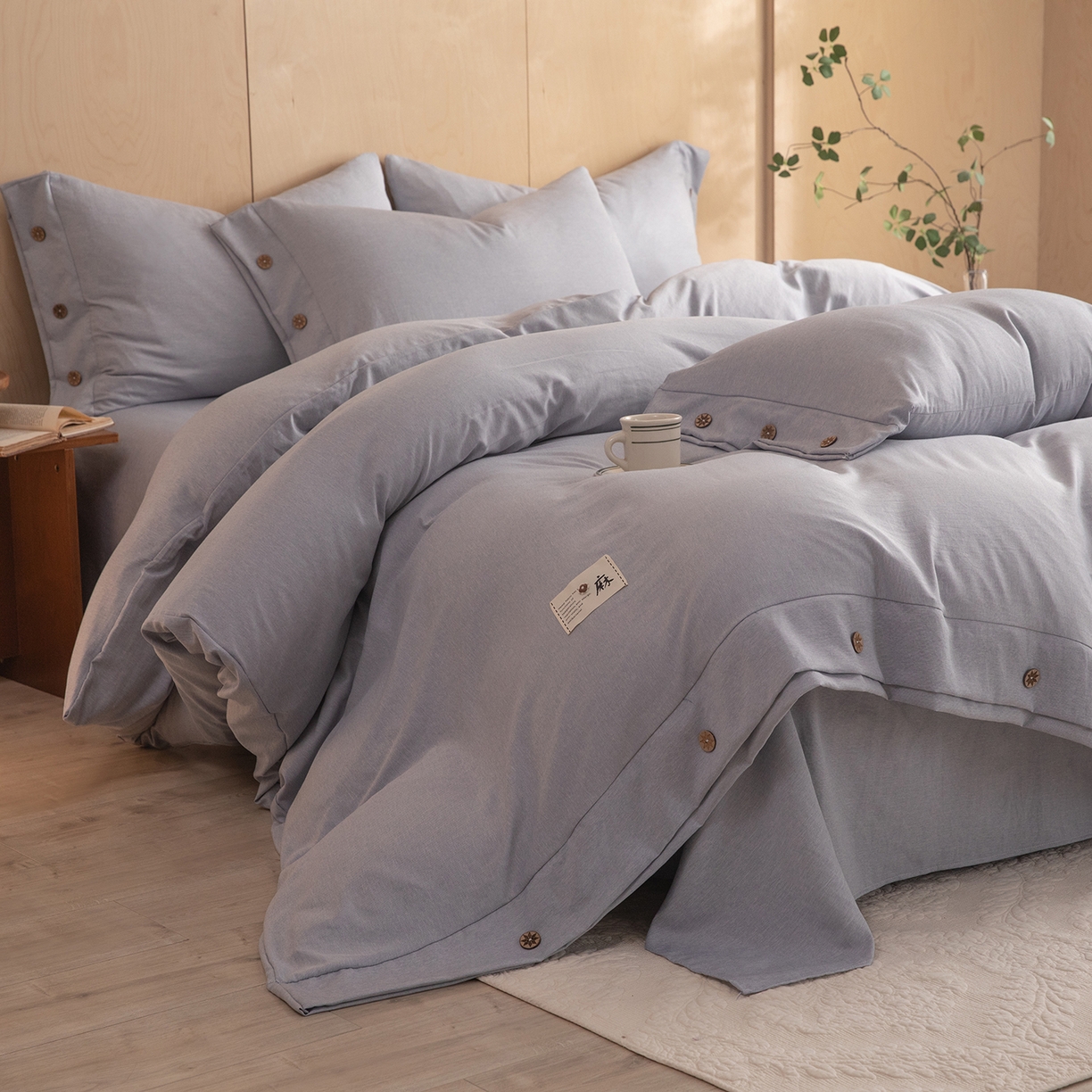 91家纺网 家纺一手货源 找家纺 丝印良品 2026新款雨露麻纽扣款床单床笠四件套 雨露麻（青色）