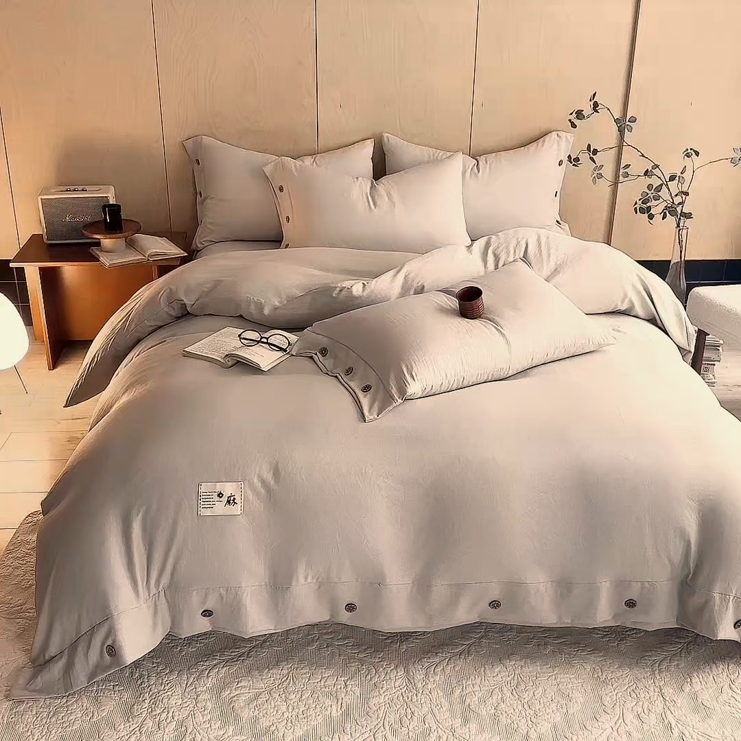91家纺网 家纺一手货源 找家纺 丝印良品 2026新款雨露麻纽扣款床单床笠四件套 雨露麻（浅咖）