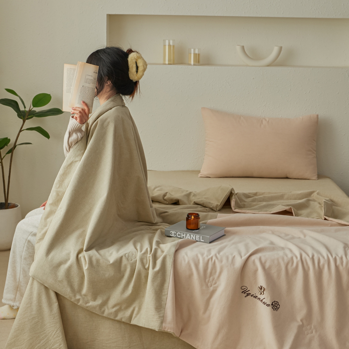 91家纺网 家纺一手货源 找家纺 尊妙被业 2026新款A类棉麻亚麻夏被大豆夏被四件套 棉麻 绿拼米白