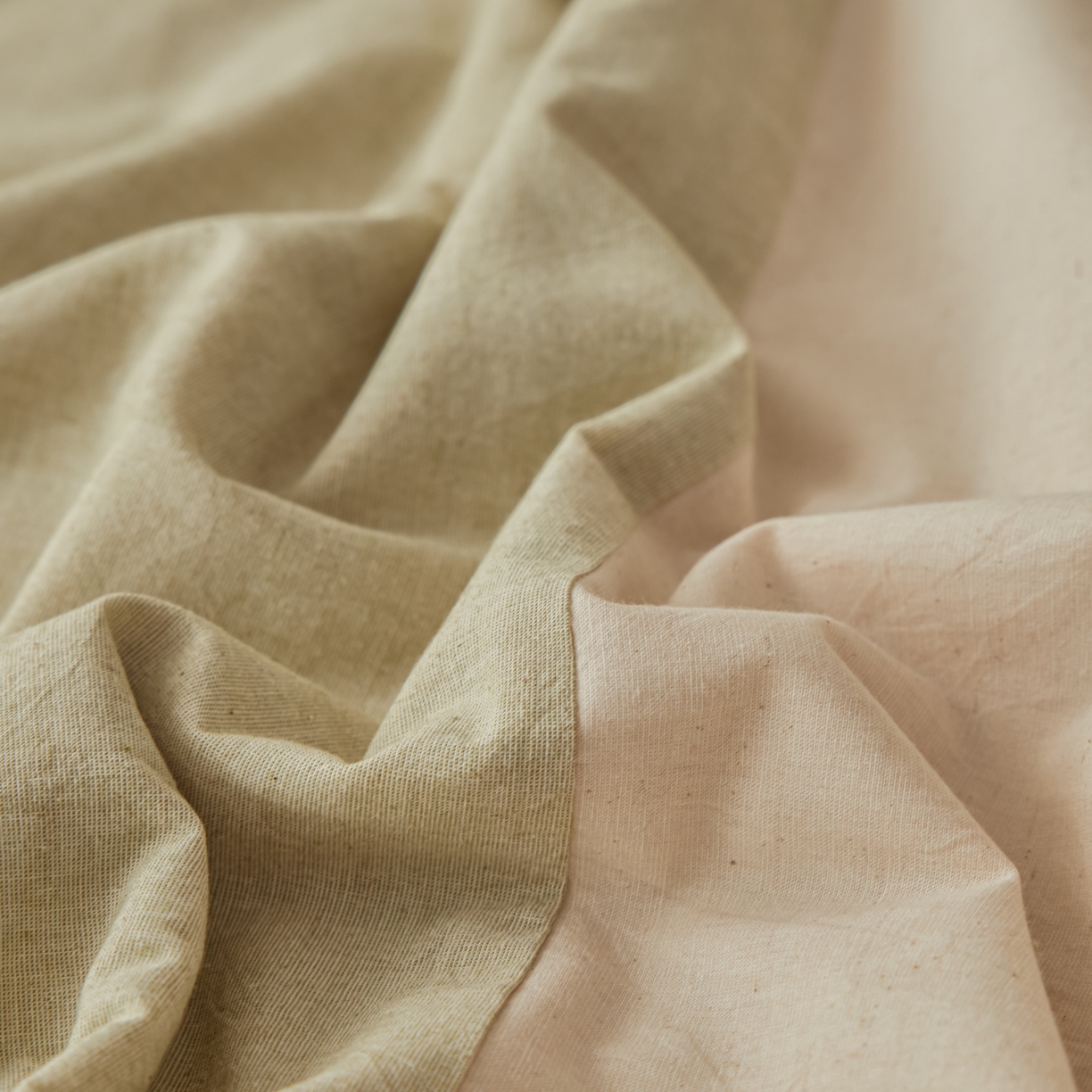 91家纺网 家纺一手货源 找家纺 尊妙被业 2026新款A类棉麻亚麻夏被大豆夏被四件套 棉麻 绿拼米白