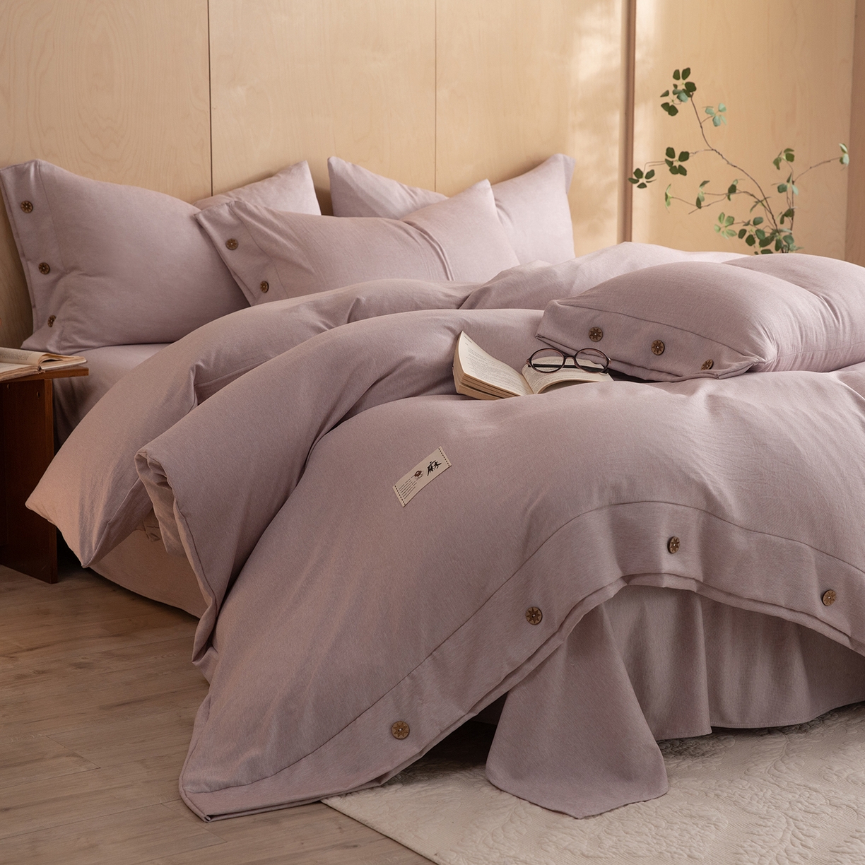 91家纺网 家纺一手货源 找家纺 丝印良品 2026新款雨露麻纽扣款床单床笠四件套 雨露麻（紫粉）
