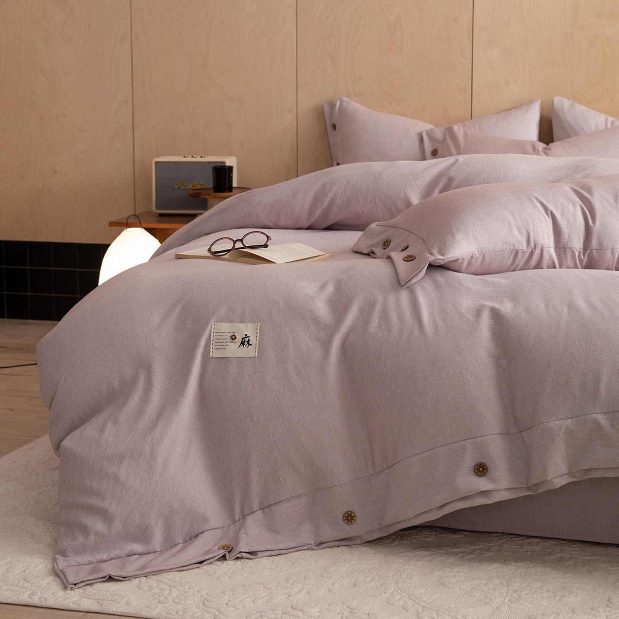 91家纺网 家纺一手货源 找家纺 丝印良品 2026新款雨露麻纽扣款床单床笠四件套 雨露麻（紫粉）