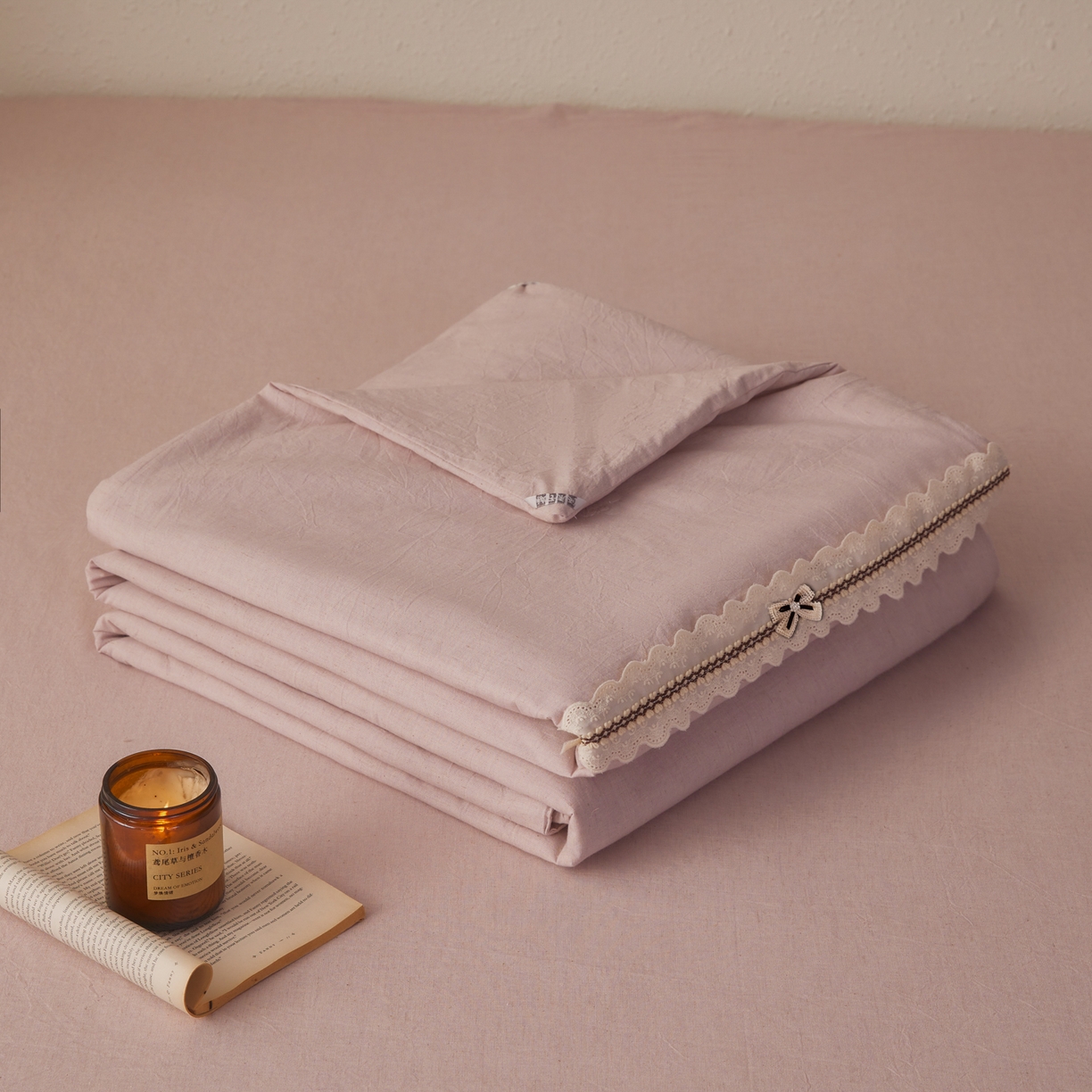 91家纺网 家纺一手货源 找家纺 尊妙被业 2026新款A类棉麻亚麻夏被大豆夏被四件套 棉麻 浅紫