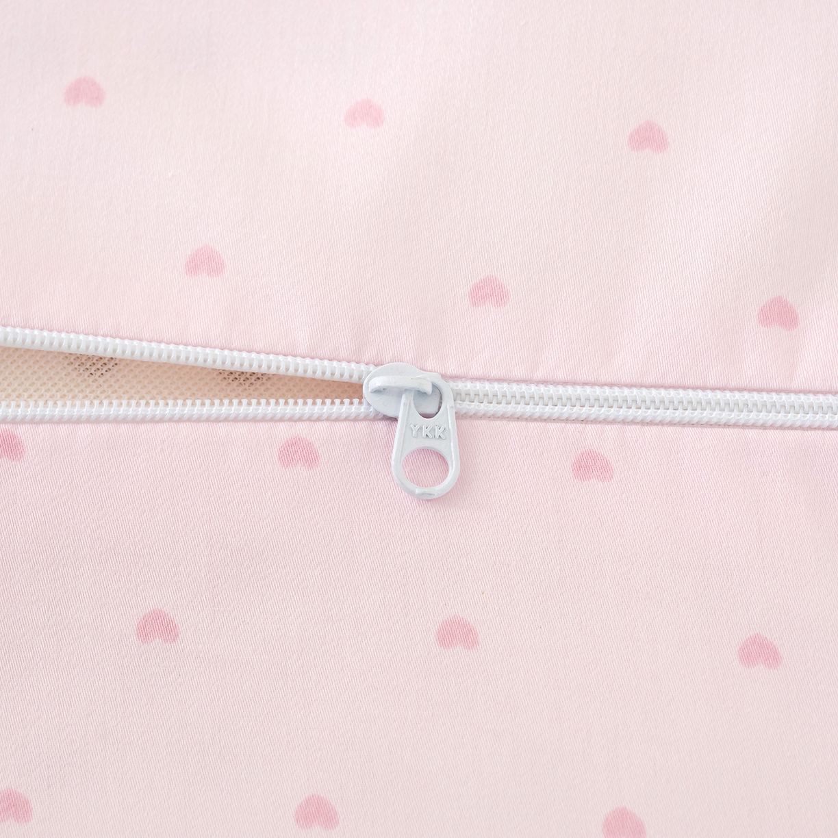 91家纺网 家纺一手货源 找家纺 良佐生活 2026新款60支长绒棉全棉贡缎双人乳胶枕套 甜蜜派