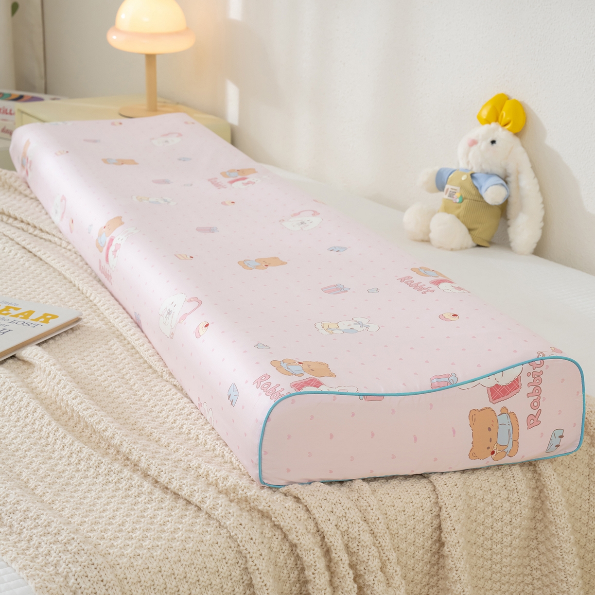 91家纺网 家纺一手货源 找家纺 良佐生活 2026新款60支长绒棉全棉贡缎双人乳胶枕套 甜蜜派