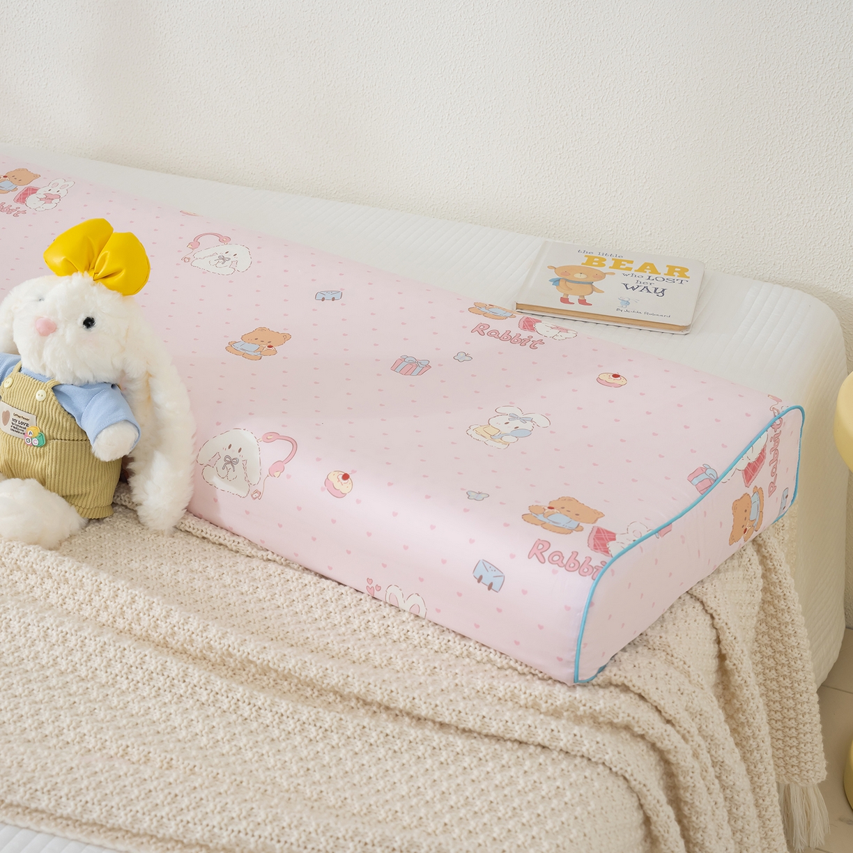 91家纺网 家纺一手货源 找家纺 良佐生活 2026新款60支长绒棉全棉贡缎双人乳胶枕套 甜蜜派