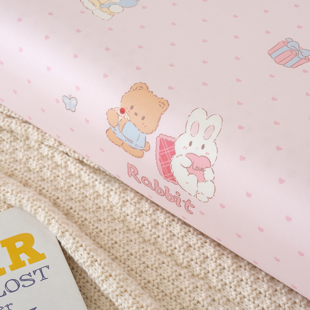 91家纺网 家纺一手货源 找家纺 良佐生活 2026新款60支长绒棉全棉贡缎双人乳胶枕套 甜蜜派