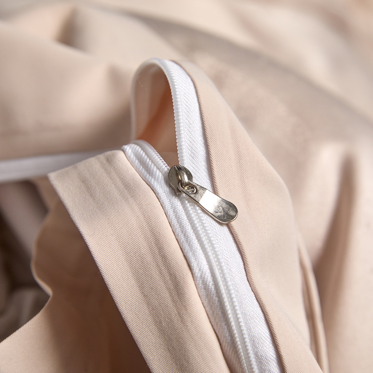 91家纺网 家纺一手货源 找家纺 丝印良品 2026新款压线款金丝提花床单床笠四件套 金丝提花-香槟金