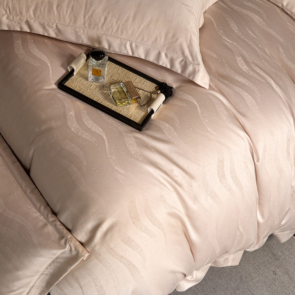 91家纺网 家纺一手货源 找家纺 欧冠家纺 （总） 2026新款压线款金丝提花床单床笠四件套