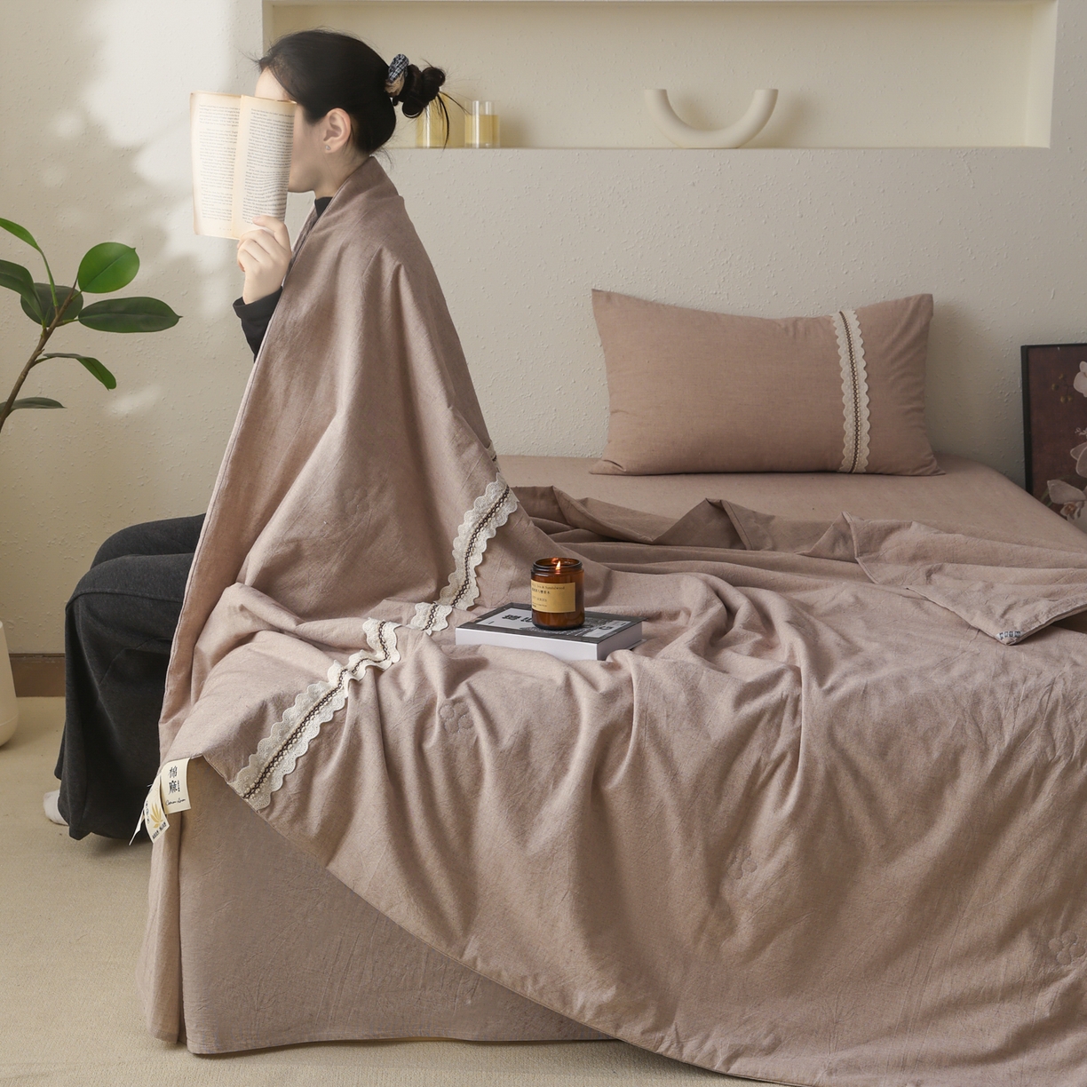 91家纺网 家纺一手货源 找家纺 尊妙被业 2026新款A类棉麻亚麻夏被大豆夏被四件套 棉麻 棕