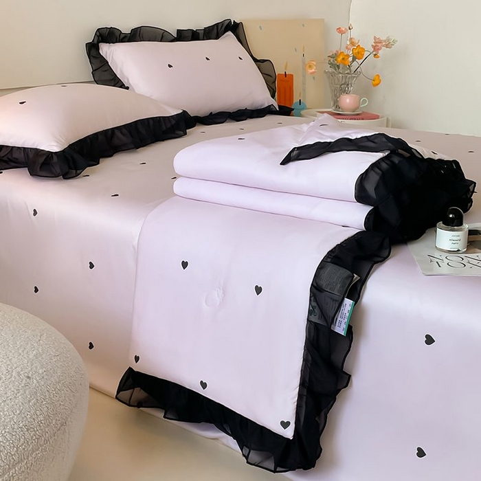 91家纺网 家纺一手货源 找家纺 丝印良品 2026新款水洗真丝冰丝美拉德风花边夏被四件套空调被夏凉被 夏被-爱心-粉