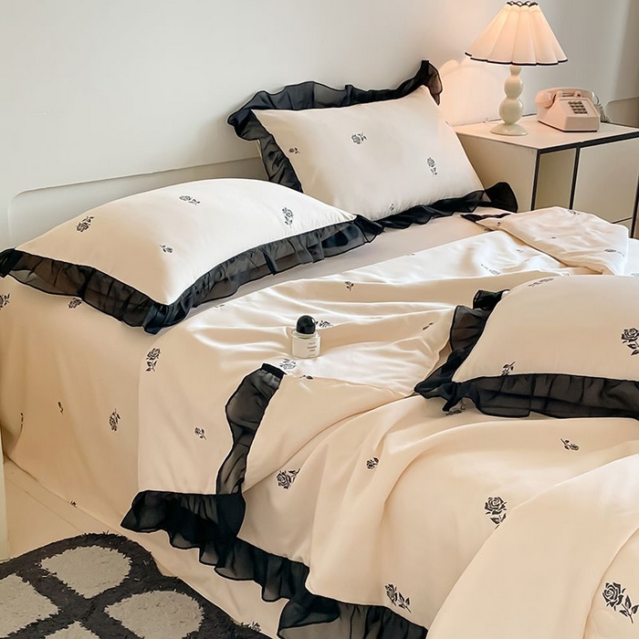 91家纺网 家纺一手货源 找家纺 丝印良品 2026新款水洗真丝冰丝美拉德风花边夏被四件套空调被夏凉被 夏被-玫瑰