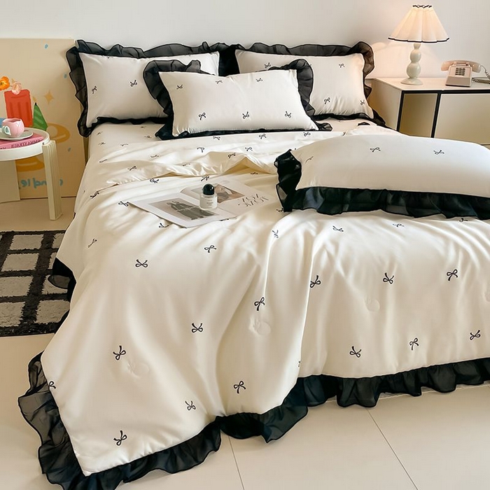 91家纺网 家纺一手货源 找家纺 丝印良品 2026新款水洗真丝冰丝美拉德风花边夏被四件套空调被夏凉被 夏被-蝴蝶结