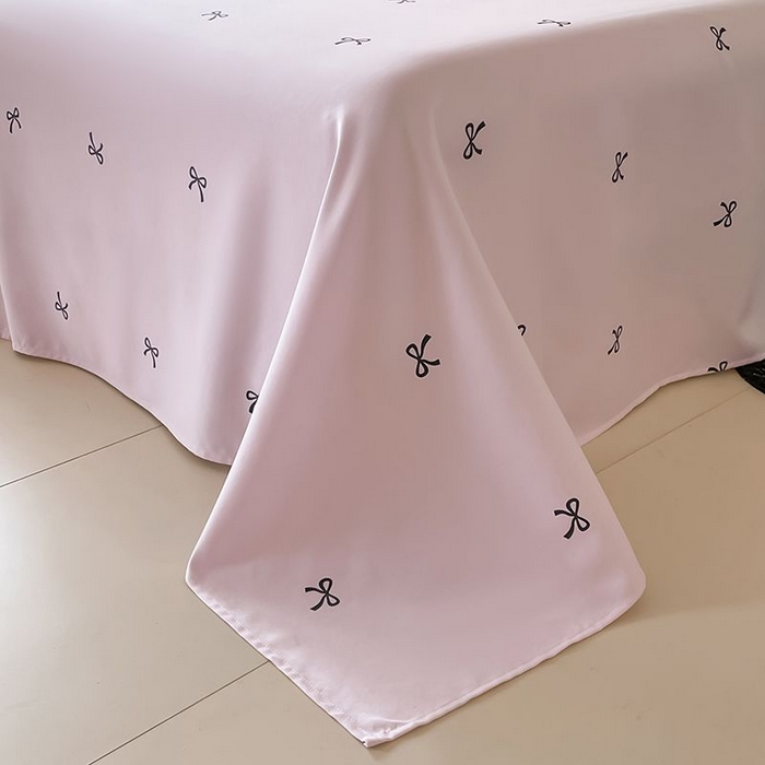 91家纺网 家纺一手货源 找家纺 丝印良品 2026新款水洗真丝冰丝美拉德风花边夏被四件套空调被夏凉被 夏被-蝴蝶结-粉