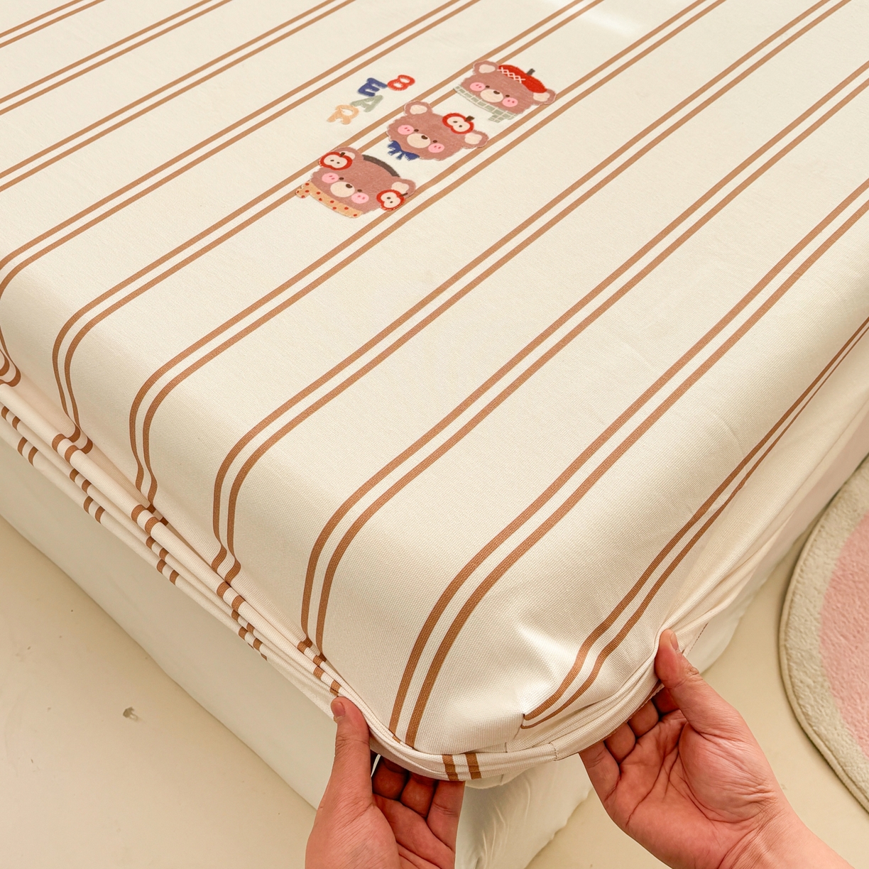 91家纺网 家纺一手货源 找家纺 卧趣家纺 2026新款全棉老粗布凉席席子床笠单件床笠单品单床笠绒布贴系列 叠叠乐