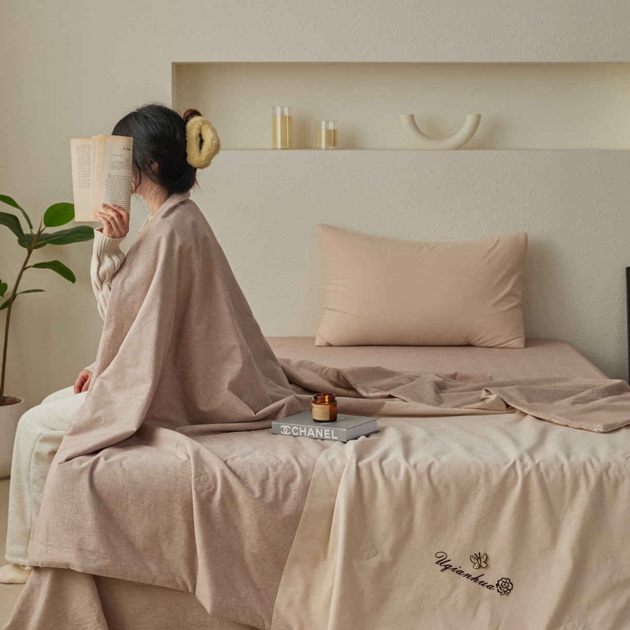 91家纺网 家纺一手货源 找家纺 尊妙被业 2026新款A类棉麻亚麻夏被大豆夏被四件套 棉麻 棕拼米白