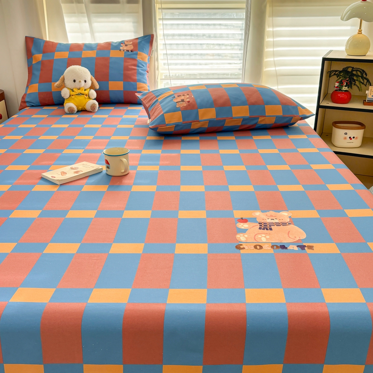 91家纺网 家纺一手货源 找家纺 卧趣家纺 2026新款全棉老粗布凉席席子床单单件单品床单单床单绒布贴系列 莓果熊