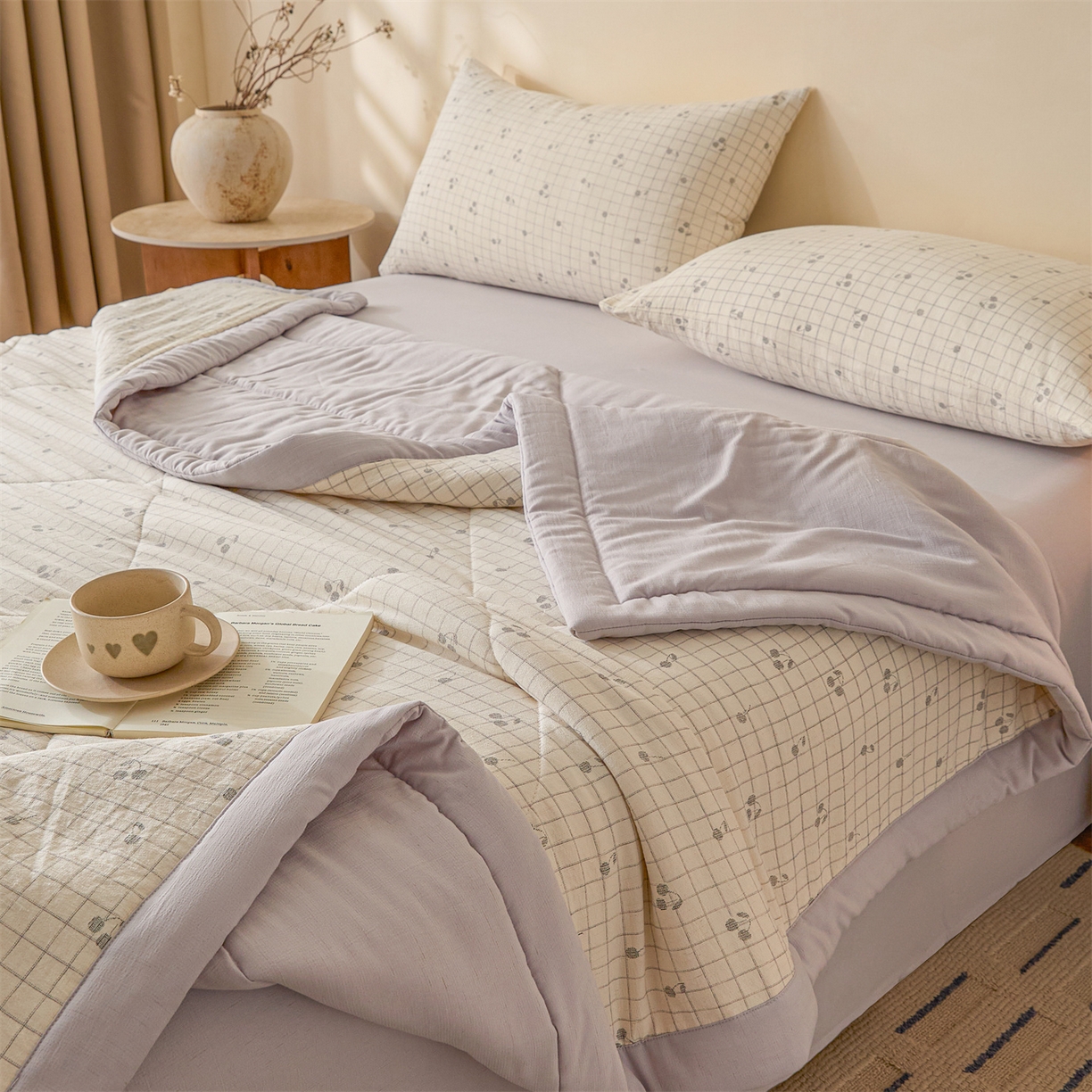 91家纺网 家纺一手货源 找家纺 尊妙被业 2026新款亚麻印花新疆棉花夏被 樱桃梦