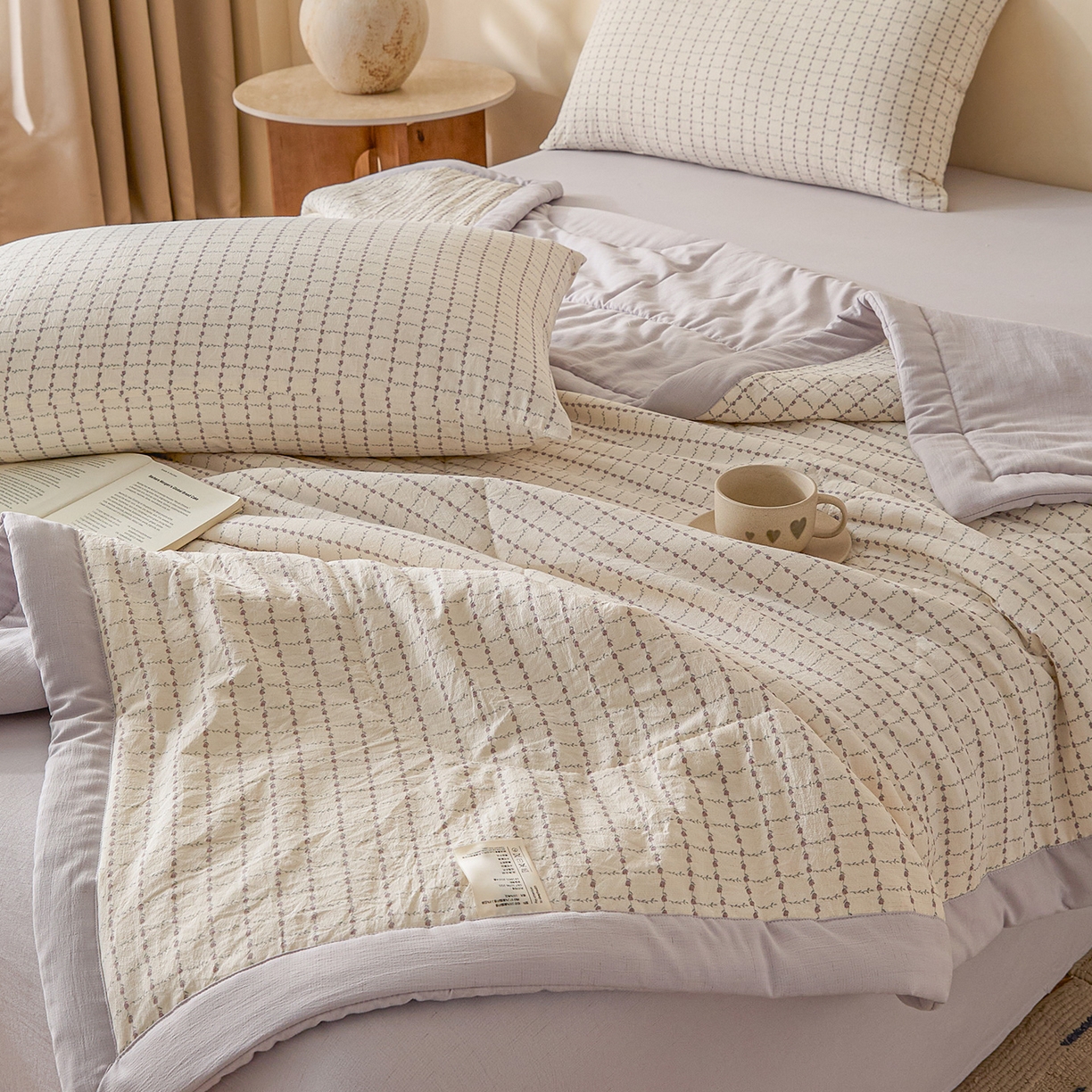 91家纺网 家纺一手货源 找家纺 尊妙被业 2026新款亚麻印花新疆棉花夏被 阡陌玫瑰