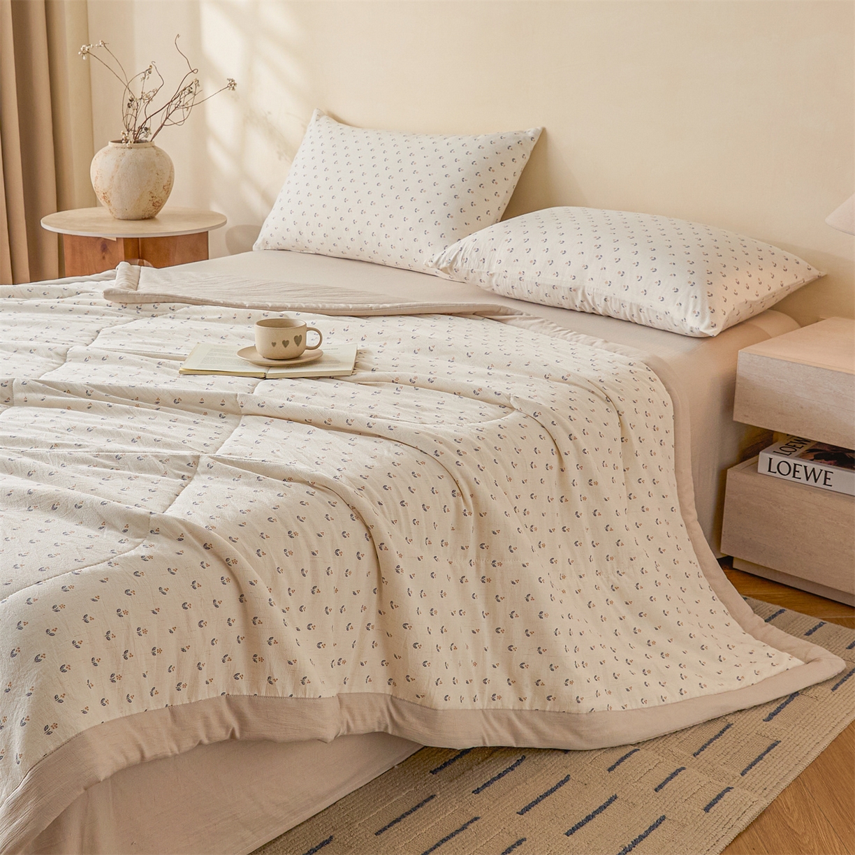 91家纺网 家纺一手货源 找家纺 尊妙被业 2026新款亚麻印花新疆棉花夏被 浅野