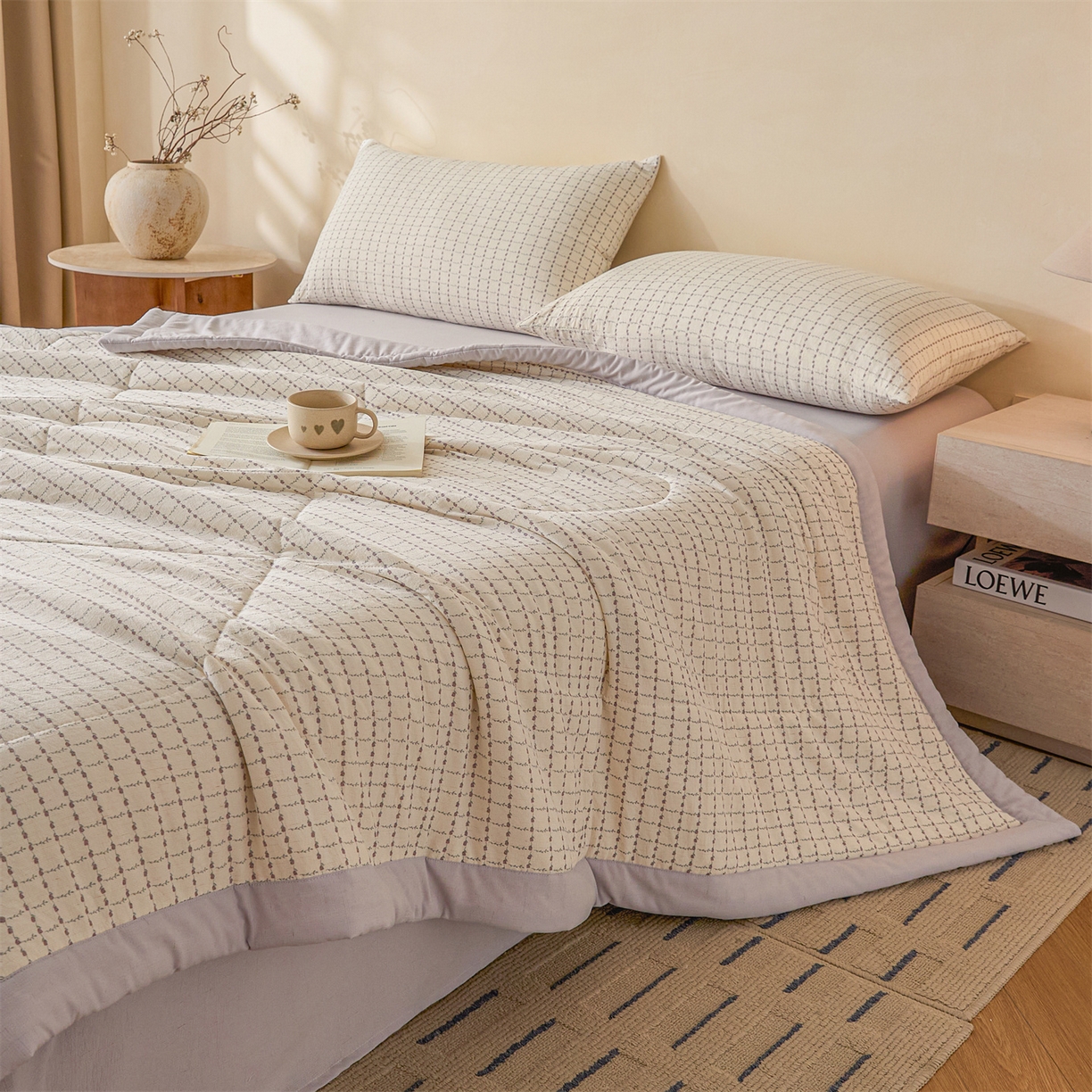 91家纺网 家纺一手货源 找家纺 尊妙被业 2026新款亚麻印花新疆棉花夏被 阡陌玫瑰