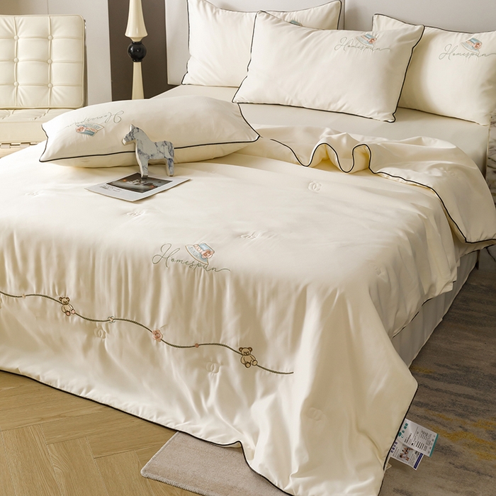 91家纺网 家纺一手货源 找家纺 欧冠家纺 （总） 2026新款刺绣水洗真丝夏被四件套公主日记系列-风格二