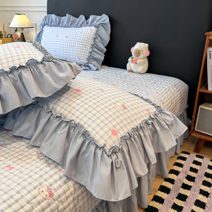 91家纺网 家纺一手货源 找家纺 大麦家纺 2026新款水洗古棉床盖印花四件套 KT猫-蓝