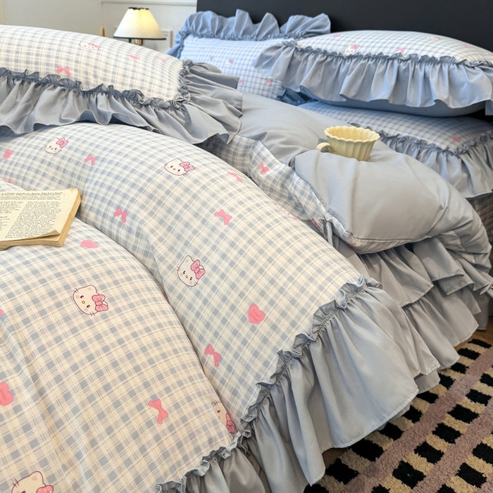 91家纺网 家纺一手货源 找家纺 大麦家纺 2026新款水洗古棉床盖印花四件套 KT猫-蓝