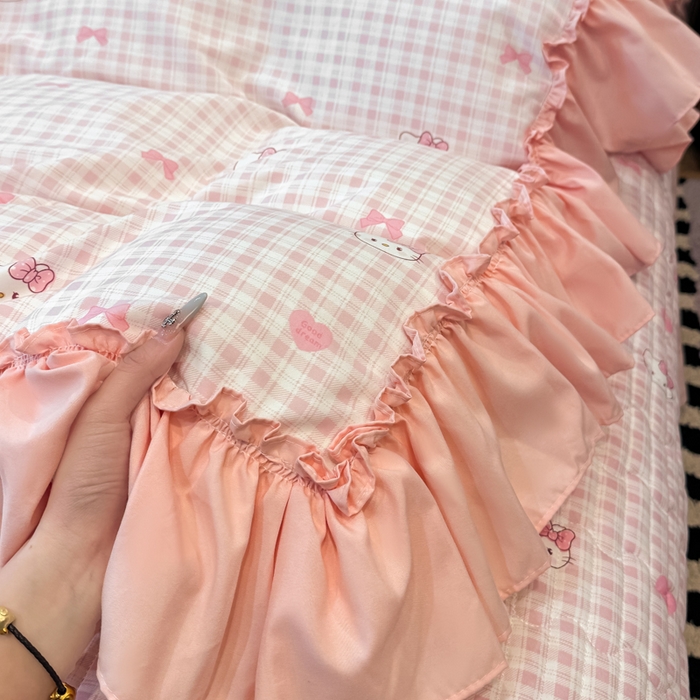 91家纺网 家纺一手货源 找家纺 大麦家纺 2026新款水洗古棉床盖印花四件套 KT猫-玉