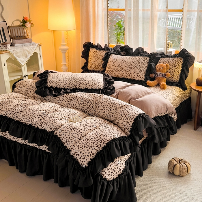 91家纺网 家纺一手货源 找家纺 大麦家纺 2026新款水洗古棉床盖印花四件套 豹纹猫咪