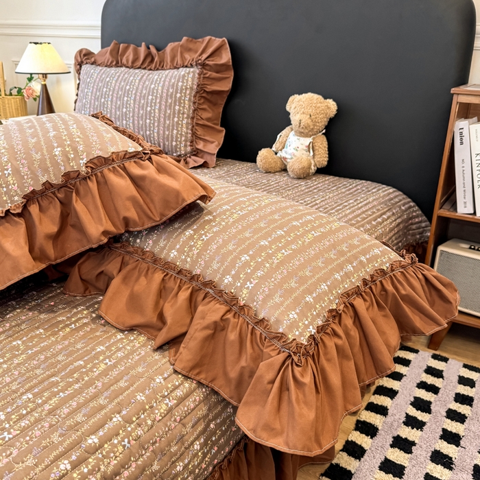 91家纺网 家纺一手货源 找家纺 大麦家纺 2026新款水洗古棉床盖印花四件套 春华