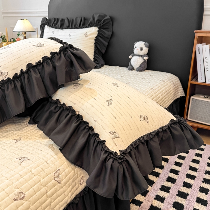 91家纺网 家纺一手货源 找家纺 大麦家纺 2026新款水洗古棉床盖印花四件套 黑蝴蝶