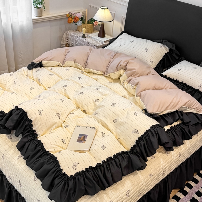 91家纺网 家纺一手货源 找家纺 大麦家纺 2026新款水洗古棉床盖印花四件套 黑蝴蝶