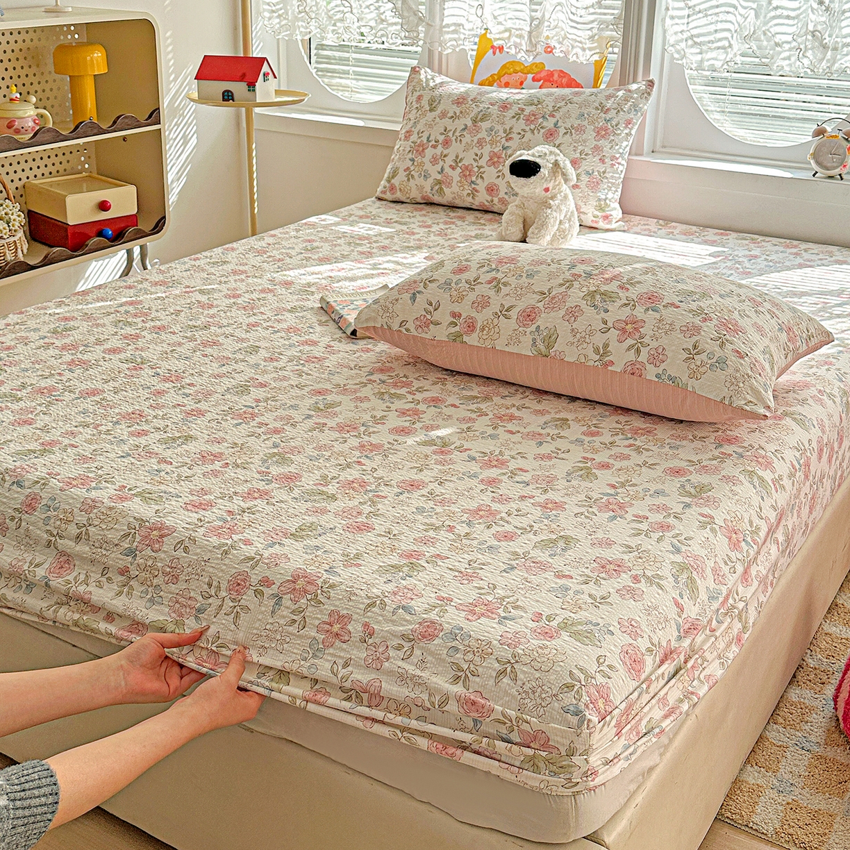 91家纺网 家纺一手货源 找家纺 悦织湾家纺 2026新款老粗布印花床单床笠床笠三两件套春秋学生宿舍单双人床笠 春日花语