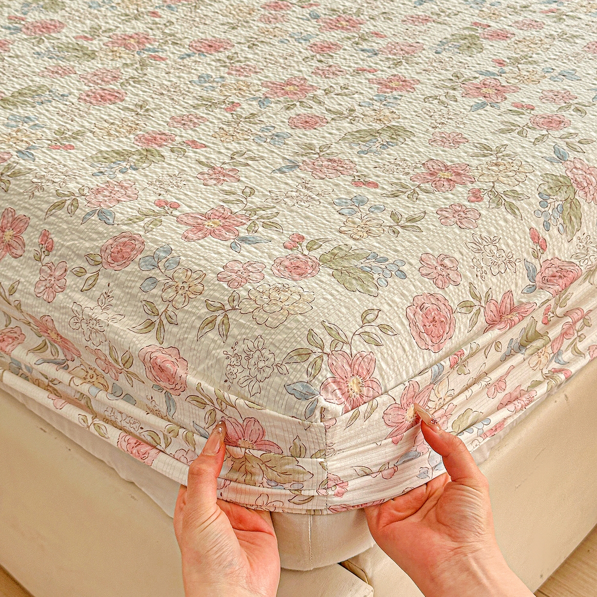 91家纺网 家纺一手货源 找家纺 悦织湾家纺 2026新款老粗布印花床单床笠床笠三两件套春秋学生宿舍单双人床笠 春日花语