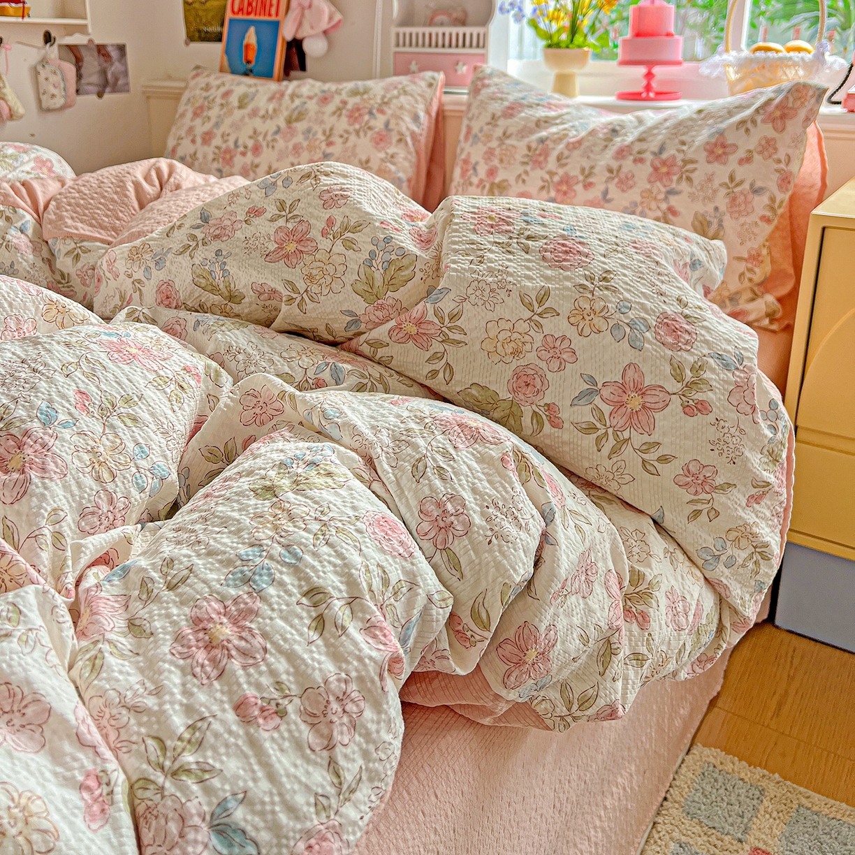 91家纺网 家纺一手货源 找家纺 悦织湾家纺 2026新款泡芙棉印花四件套单品单被套枕套时尚轻奢卡通小碎花学生宿舍用品三四件套 春日花语