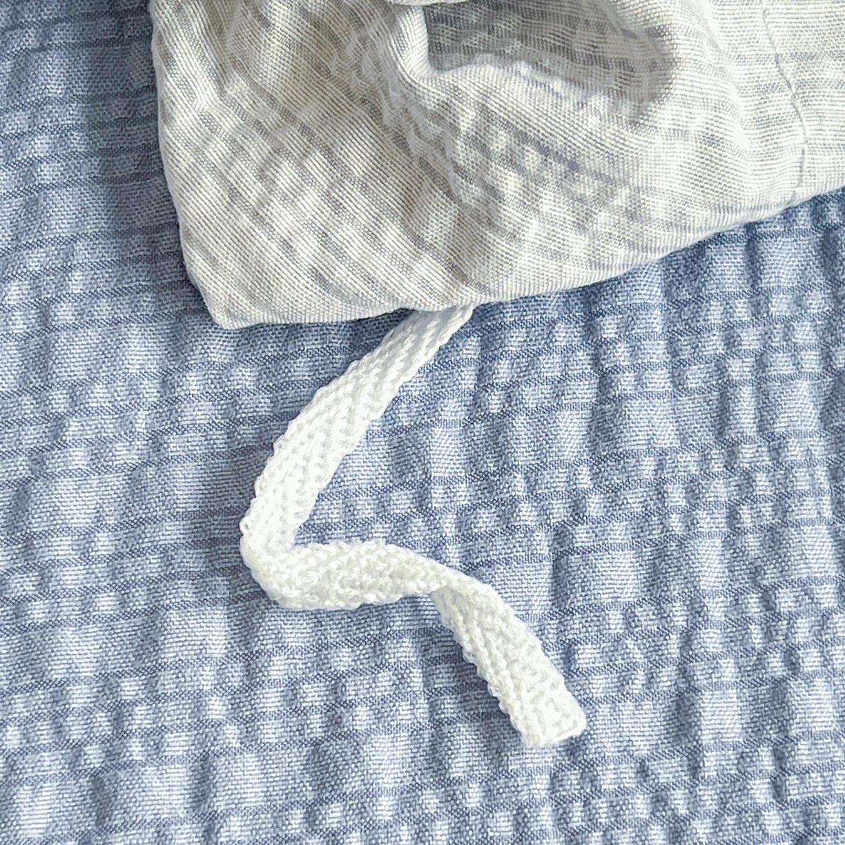 91家纺网 家纺一手货源 找家纺 悦织湾家纺 2026新款泡芙棉印花四件套单品单被套枕套时尚轻奢卡通小碎花学生宿舍用品三四件套 格纹蝶梦