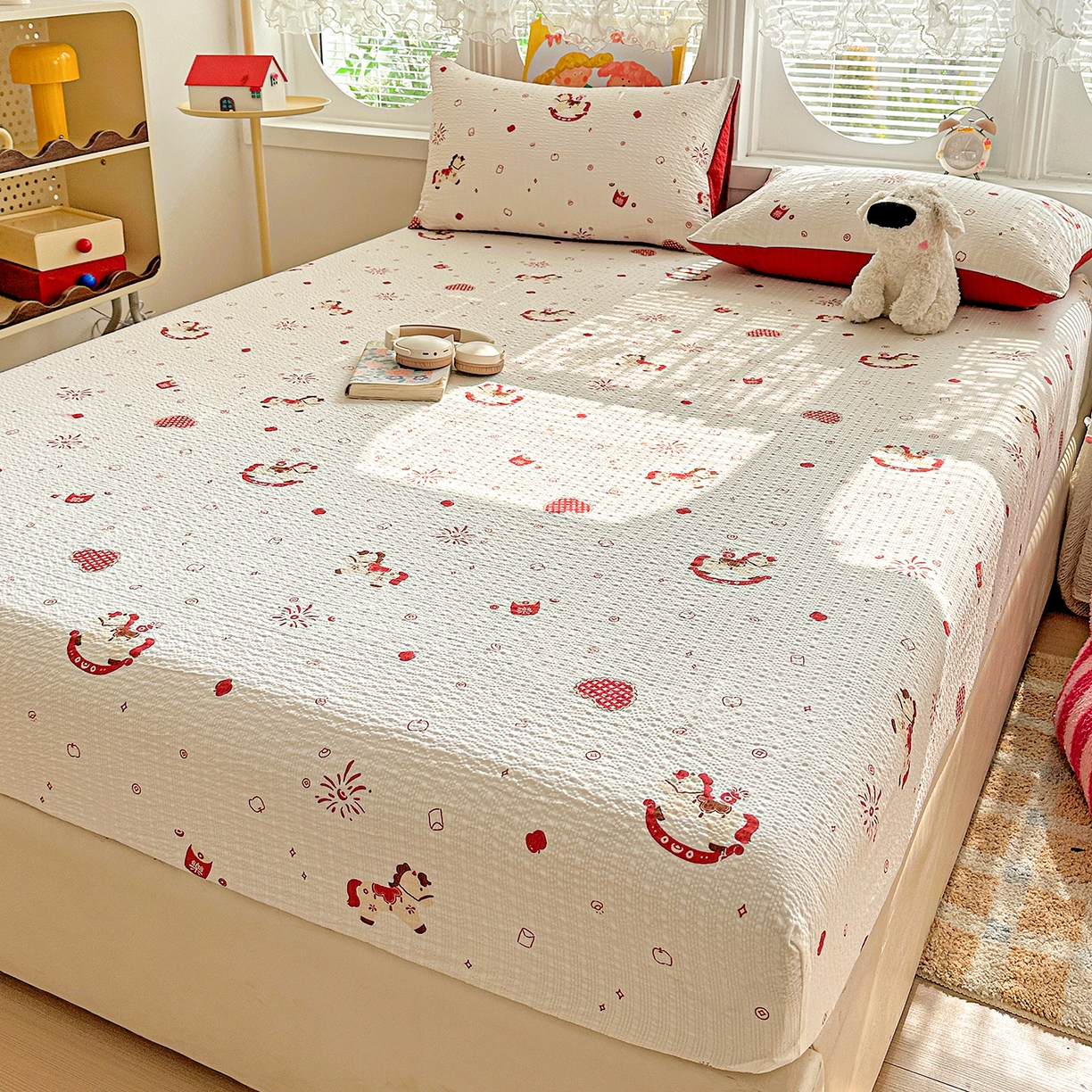 91家纺网 家纺一手货源 找家纺 悦织湾家纺 2026新款老粗布印花床单床笠床笠三两件套春秋学生宿舍单双人床笠 鸿运小马