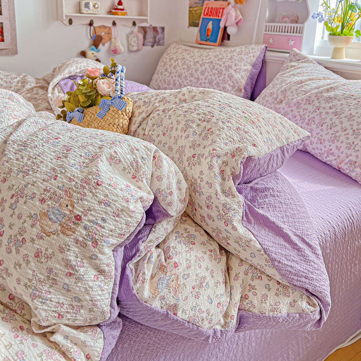 91家纺网 家纺一手货源 找家纺 悦织湾家纺 2026新款泡芙棉印花四件套单品单被套枕套时尚轻奢卡通小碎花学生宿舍用品三四件套 花紫兔