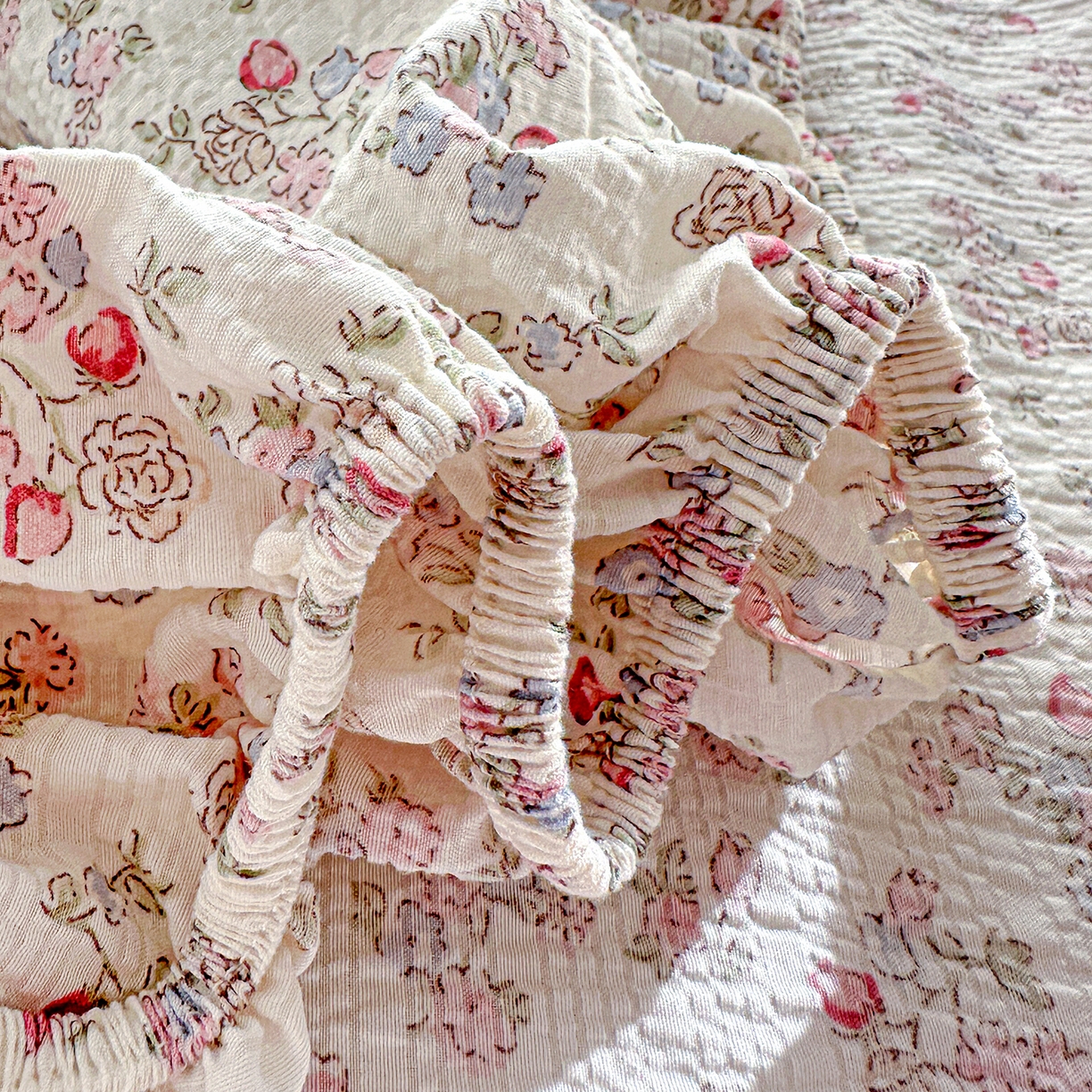 91家纺网 家纺一手货源 找家纺 悦织湾家纺 2026新款老粗布印花床单床笠床笠三两件套春秋学生宿舍单双人床笠 花紫兔