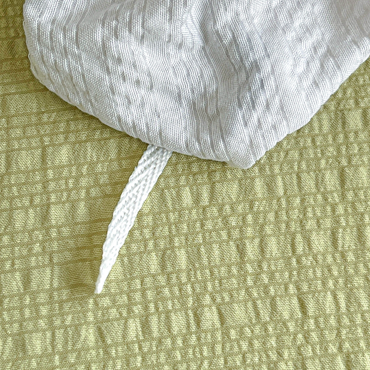 91家纺网 家纺一手货源 找家纺 悦织湾家纺 2026新款泡芙棉印花四件套单品单被套枕套时尚轻奢卡通小碎花学生宿舍用品三四件套 恐龙日记