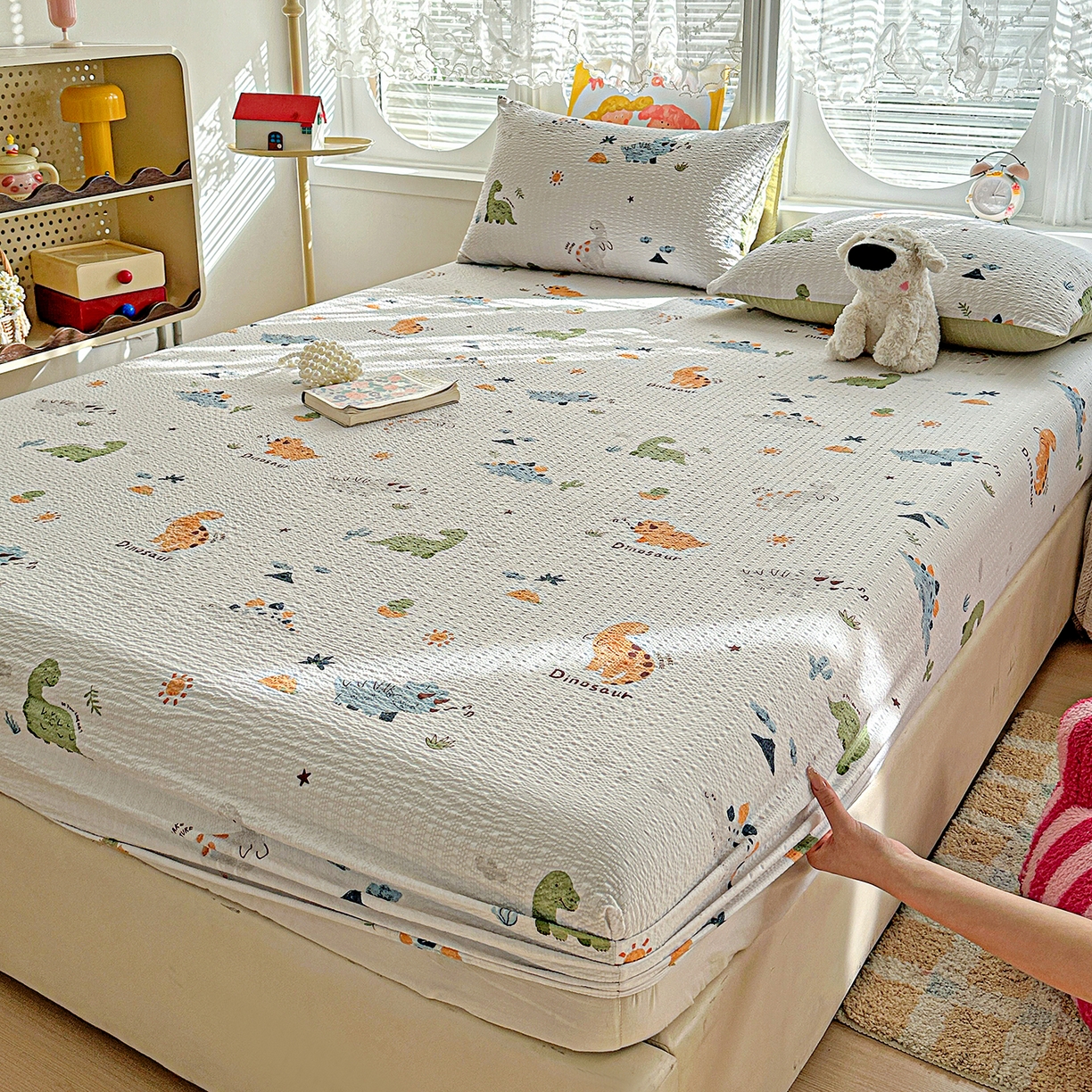 91家纺网 家纺一手货源 找家纺 悦织湾家纺 2026新款老粗布印花床单床笠床笠三两件套春秋学生宿舍单双人床笠 恐龙日记