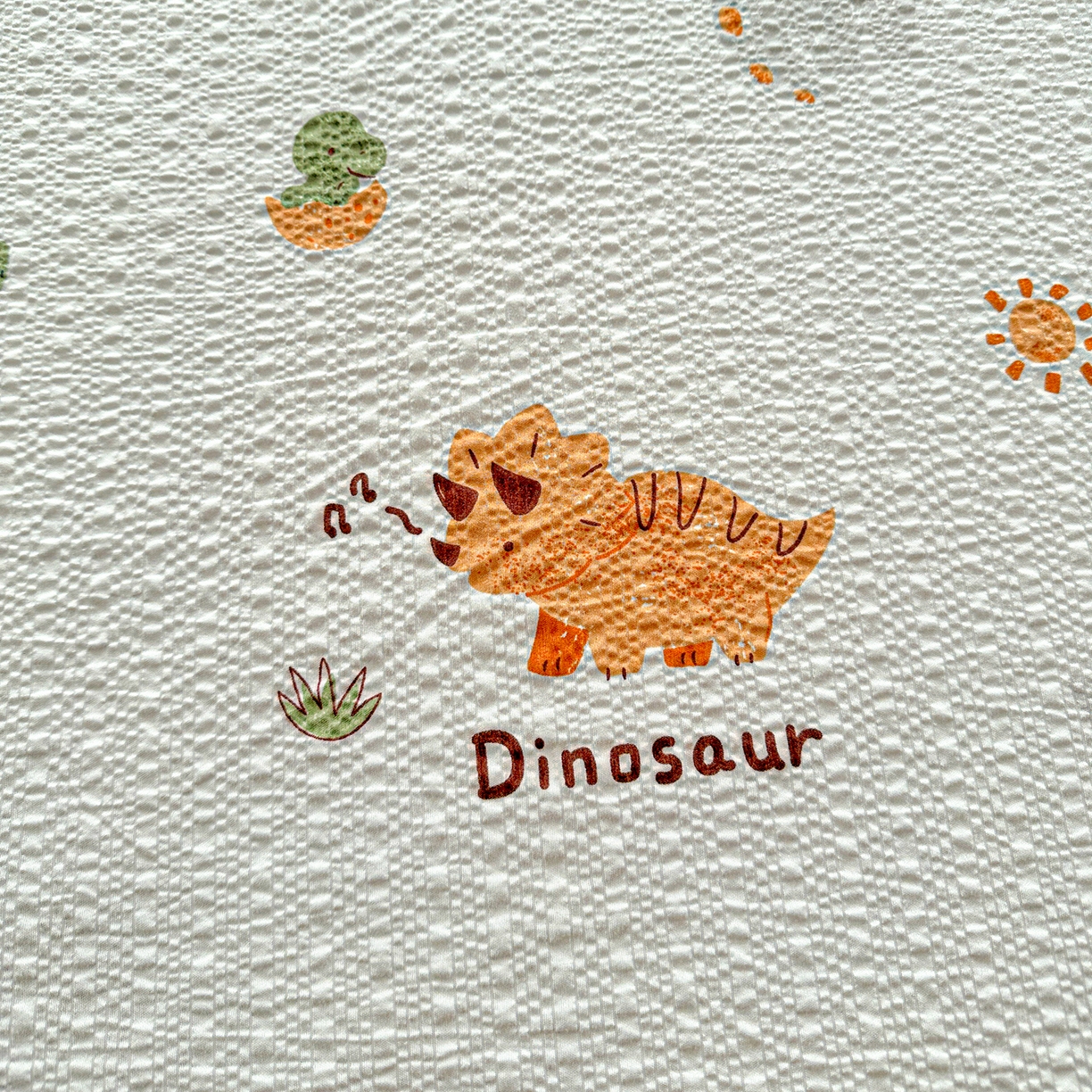 91家纺网 家纺一手货源 找家纺 悦织湾家纺 2026新款老粗布印花床单床笠床笠三两件套春秋学生宿舍单双人床笠 恐龙日记