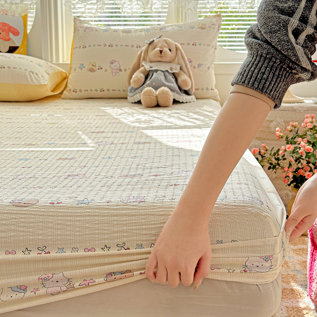 91家纺网 家纺一手货源 找家纺 悦织湾家纺 2026新款老粗布印花床单床笠床笠三两件套春秋学生宿舍单双人床笠 萌宠派对（黄）