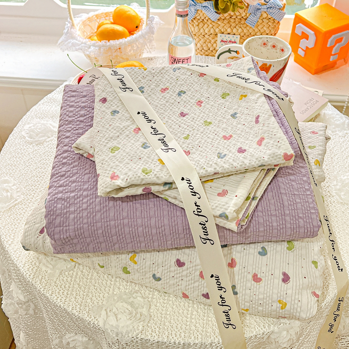 91家纺网 家纺一手货源 找家纺 悦织湾家纺 2026新款泡芙棉印花四件套单品单被套枕套时尚轻奢卡通小碎花学生宿舍用品三四件套 心心相印