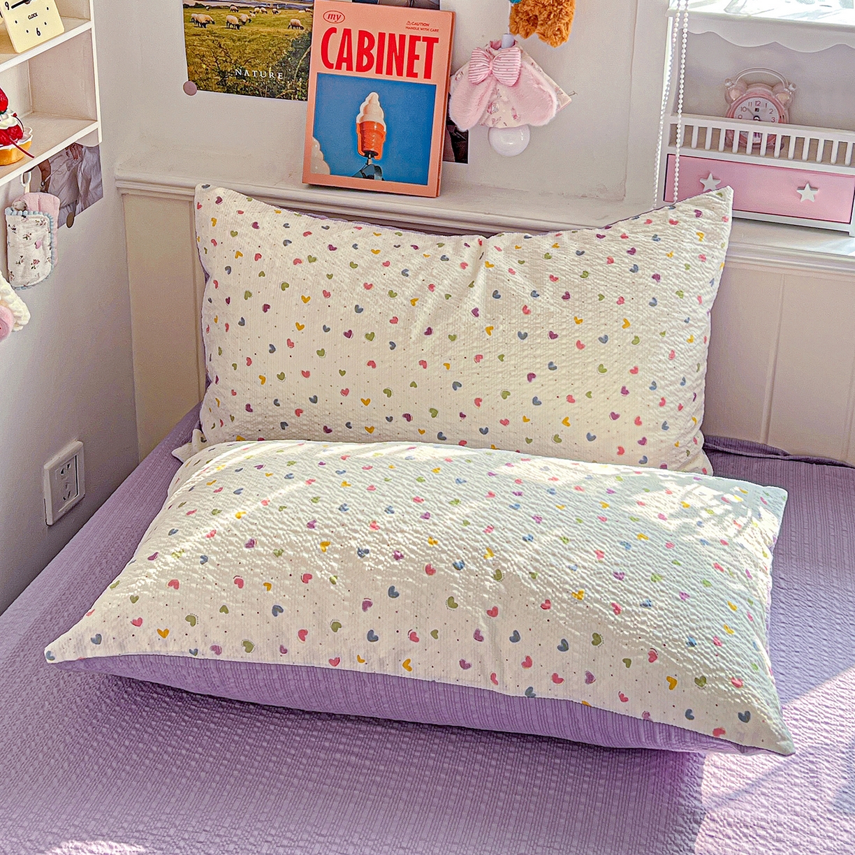 91家纺网 家纺一手货源 找家纺 悦织湾家纺 2026新款泡芙棉印花四件套单品单被套枕套时尚轻奢卡通小碎花学生宿舍用品三四件套 心心相印