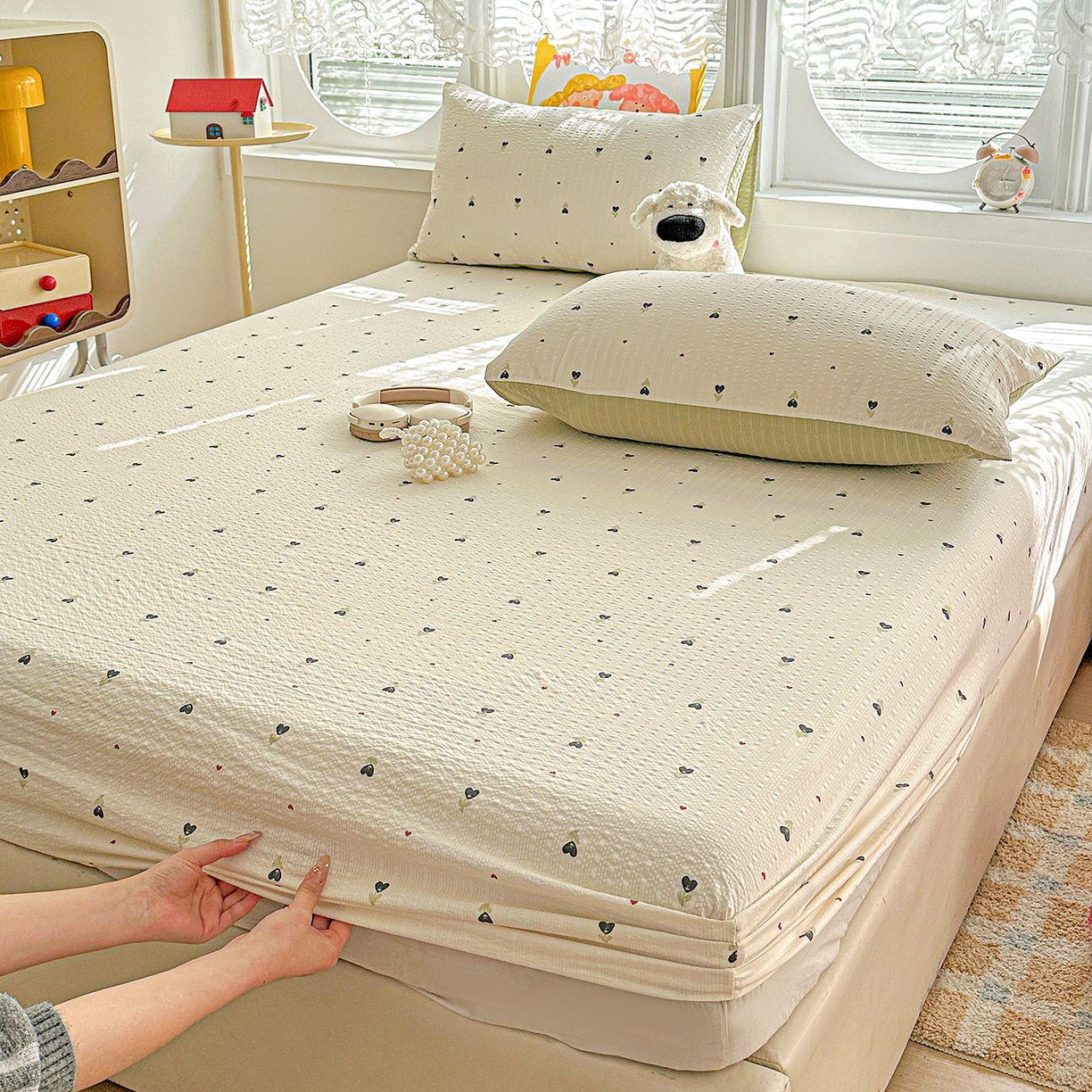 91家纺网 家纺一手货源 找家纺 悦织湾家纺 2026新款老粗布印花床单床笠床笠三两件套春秋学生宿舍单双人床笠 奶樱点点