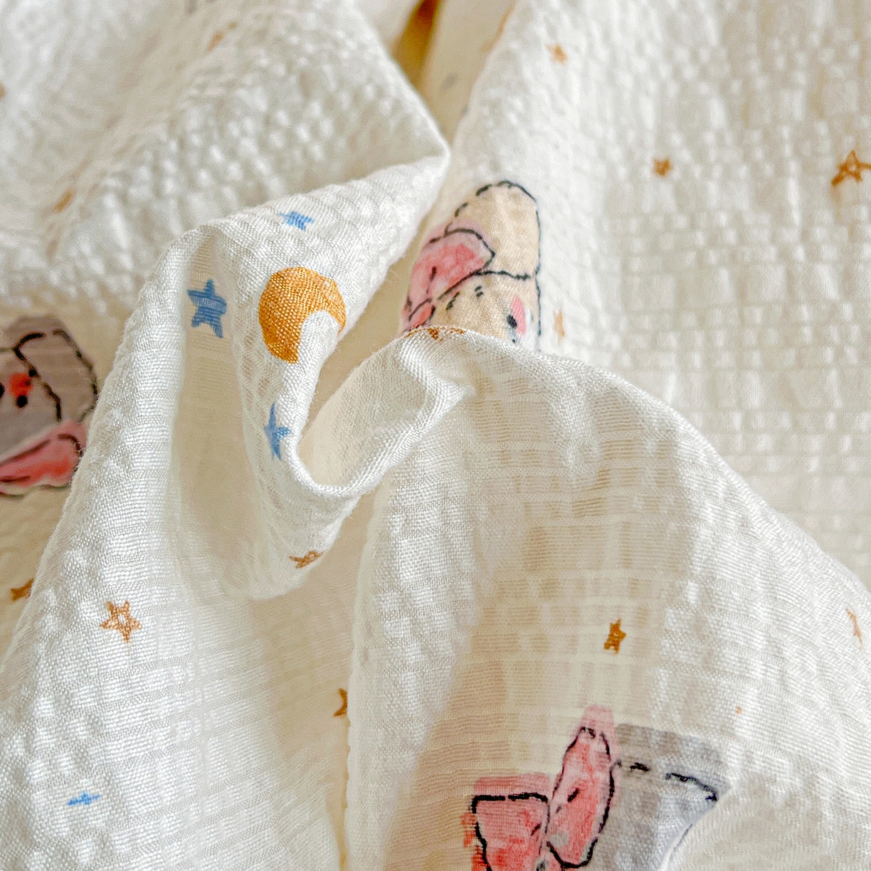 91家纺网 家纺一手货源 找家纺 悦织湾家纺 2026新款泡芙棉印花四件套单品单被套枕套时尚轻奢卡通小碎花学生宿舍用品三四件套 星空