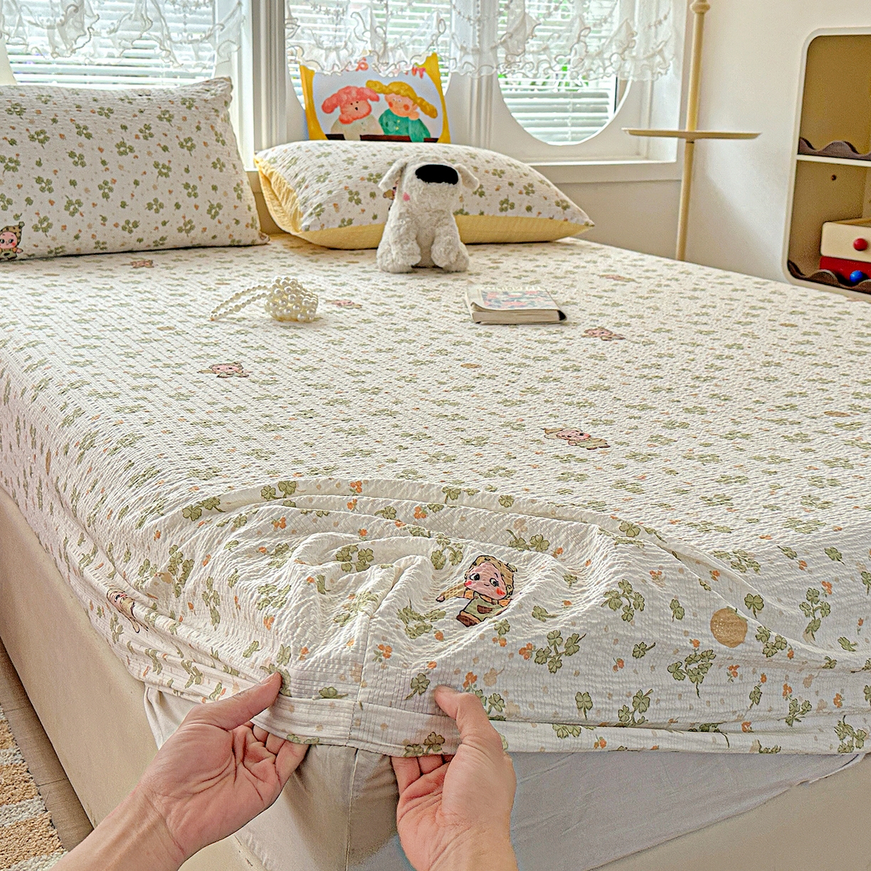 91家纺网 家纺一手货源 找家纺 悦织湾家纺 2026新款老粗布印花床单床笠床笠三两件套春秋学生宿舍单双人床笠 甜美星星人