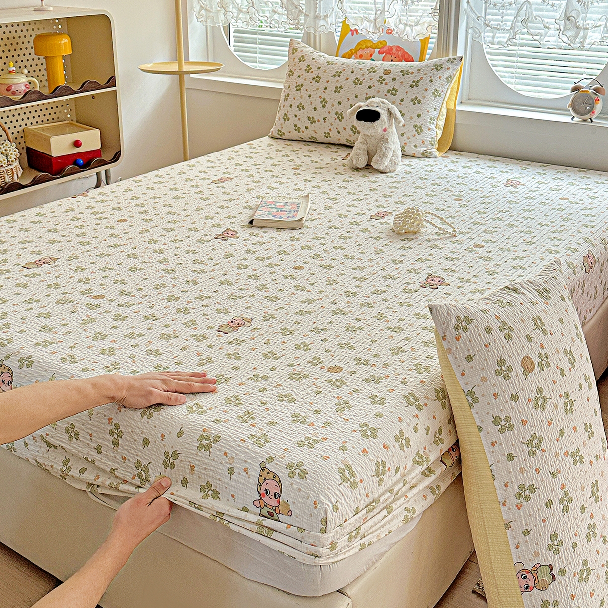 91家纺网 家纺一手货源 找家纺 悦织湾家纺 2026新款老粗布印花床单床笠床笠三两件套春秋学生宿舍单双人床笠 甜美星星人